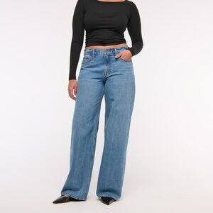 Abercrombie & Fitch Ultra Loose Low Rise Curve Love Jeans Medium Wash Women’s 28